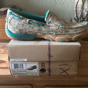 Twisted x slide on never worn still with tags